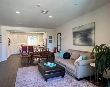 2332 Verano Way - Photo Thumbnail 3