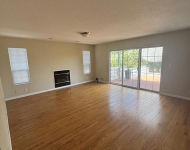15546 Linda Avenue - Photo Thumbnail 2