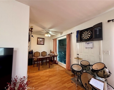 408 N Pacific Ave - Photo Thumbnail 4