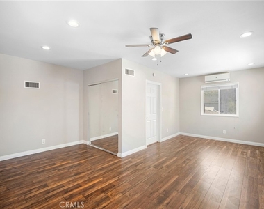 10227 Helendale Avenue - Photo Thumbnail 14