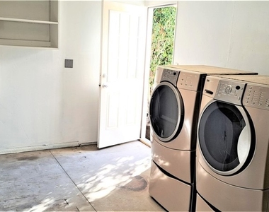 3216 Prospect Avenue - Photo Thumbnail 35
