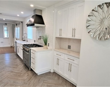 3216 Prospect Avenue - Photo Thumbnail 15