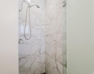 9540 Debra Avenue - Photo Thumbnail 28