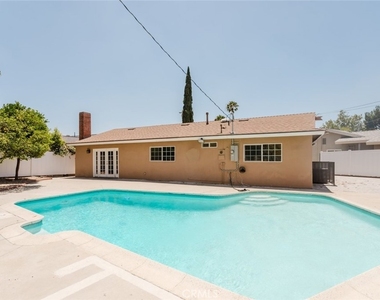 9540 Debra Avenue - Photo Thumbnail 47