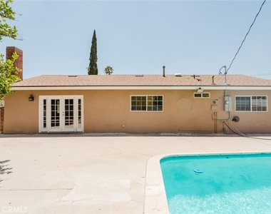 9540 Debra Avenue - Photo Thumbnail 49