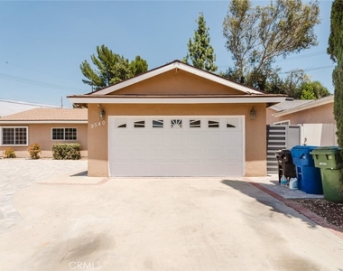 9540 Debra Avenue - Photo Thumbnail 2