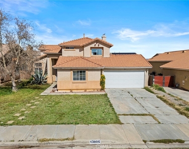 13806 Salado - Photo Thumbnail 1