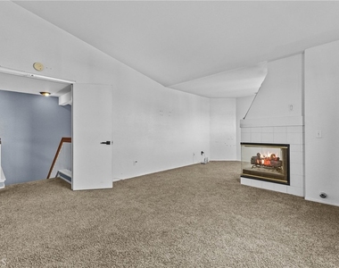 13806 Salado - Photo Thumbnail 24