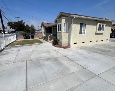 9441 Beverly Street - Photo Thumbnail 4