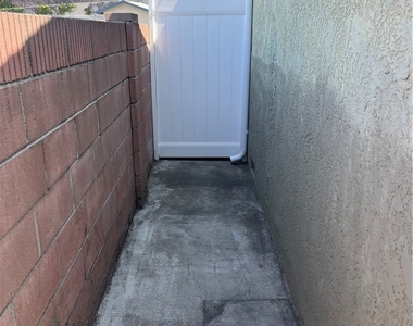 9441 Beverly Street - Photo Thumbnail 6