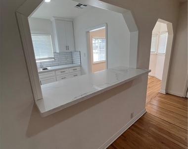 9441 Beverly Street - Photo Thumbnail 19