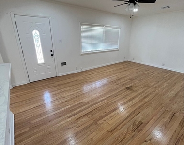 9441 Beverly Street - Photo Thumbnail 24