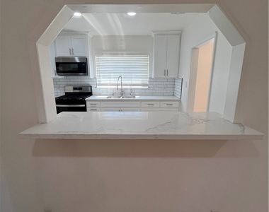 9441 Beverly Street - Photo Thumbnail 20