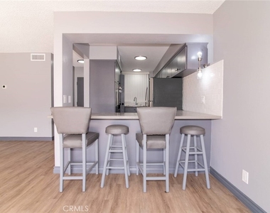 6979 Palm Court - Photo Thumbnail 6