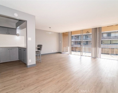 6979 Palm Court - Photo Thumbnail 1