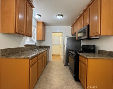 221 N Atlantic - Photo Thumbnail 3