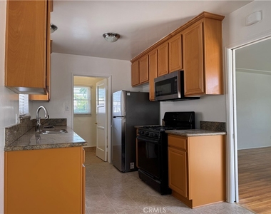 221 N Atlantic - Photo Thumbnail 4