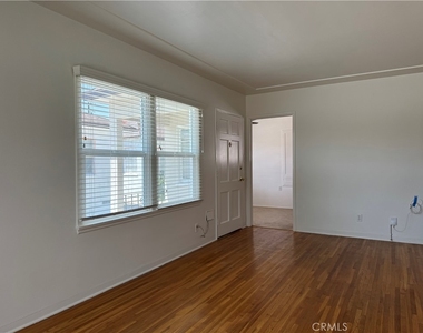 221 N Atlantic - Photo Thumbnail 8
