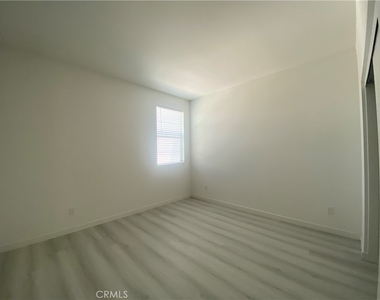 2932 E Silver Sky Drive - Photo Thumbnail 9
