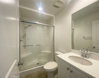 2932 E Silver Sky Drive - Photo Thumbnail 23