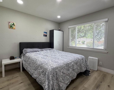41348 Whitecrest Ct - Photo Thumbnail 22
