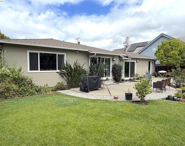 41348 Whitecrest Ct - Photo Thumbnail 26