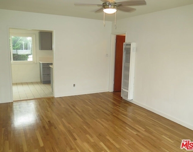 2221 Ocean Park Boulevard - Photo Thumbnail 2