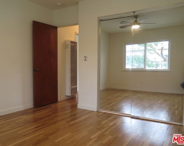 2221 Ocean Park Boulevard - Photo Thumbnail 11