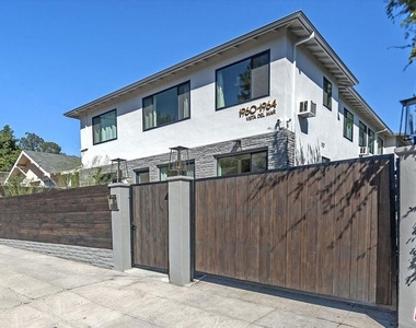 1964 Vista Del Mar Street - Photo Thumbnail 2
