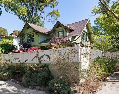 2102 N Bronson Avenue - Photo Thumbnail 1