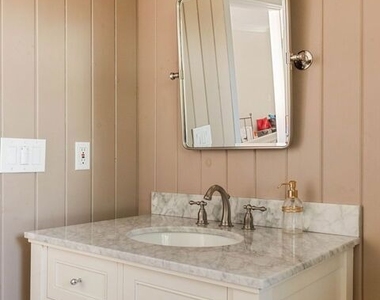 2102 N Bronson Avenue - Photo Thumbnail 29