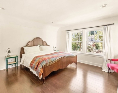 2102 N Bronson Avenue - Photo Thumbnail 26