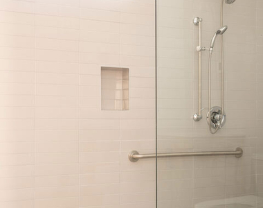 2223 Clifford Street - Photo Thumbnail 8