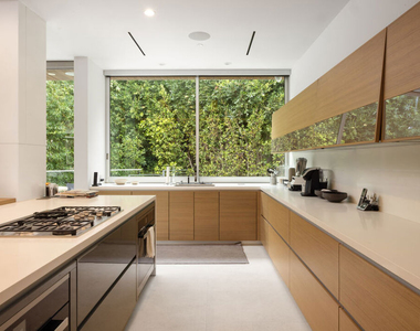 1401 Londonderry Place - Photo Thumbnail 10