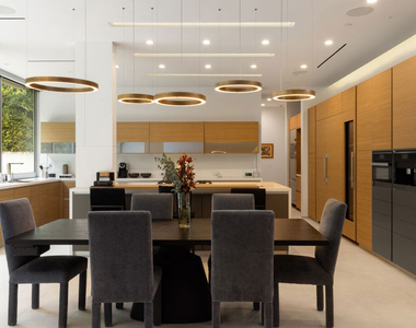 1401 Londonderry Place - Photo Thumbnail 9