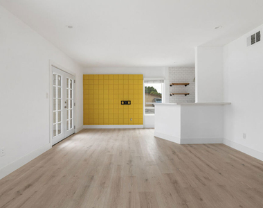 68080 Risueno Road - Photo Thumbnail 5