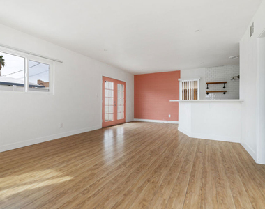 68080 Risueno Road - Photo Thumbnail 7