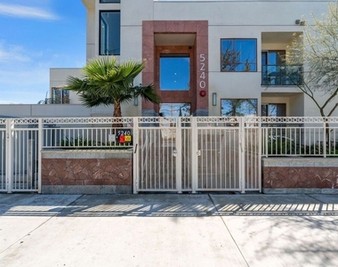 5245 Santa Monica Boulevard - Photo Thumbnail 21