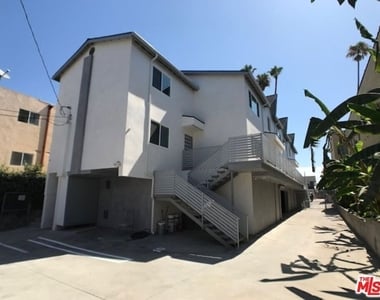 601 N Normandie Avenue - Photo Thumbnail 10