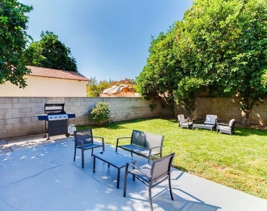 7553 Garden Grove Avenue - Photo Thumbnail 36