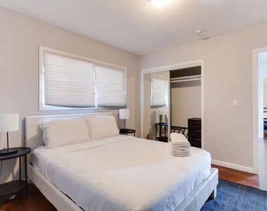 7553 Garden Grove Avenue - Photo Thumbnail 29