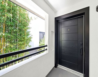 333 6th Avenue - Photo Thumbnail 1