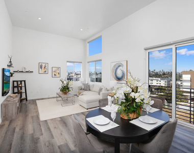 1055 S Serrano Avenue - Photo Thumbnail 6