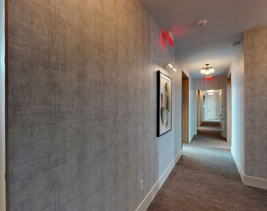 105 S Doheny Drive - Photo Thumbnail 7