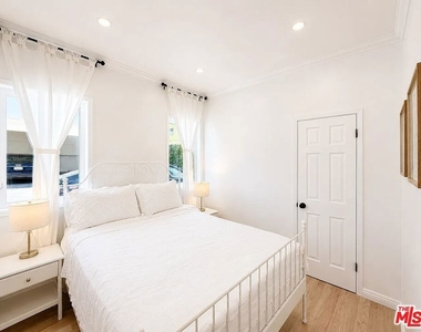 1111 21st Street - Photo Thumbnail 17