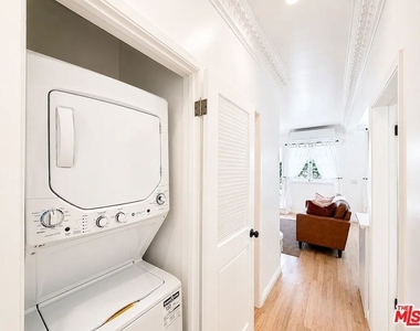 1111 21st Street - Photo Thumbnail 7