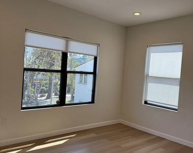 8587 1/2 Rugby Drive - Photo Thumbnail 8