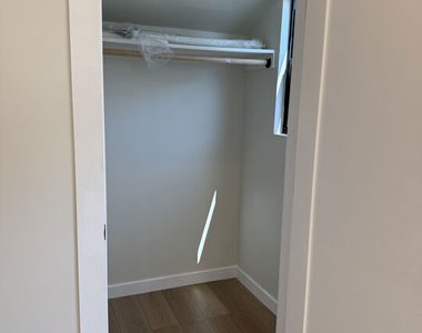8587 1/2 Rugby Drive - Photo Thumbnail 9