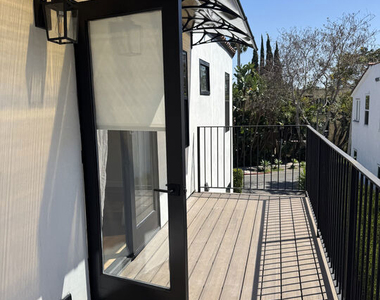 8587 1/2 Rugby Drive - Photo Thumbnail 5
