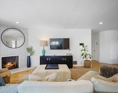 3085 Motor Avenue - Photo Thumbnail 5